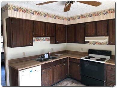 6662 Riverview Rd, Slatington, PA 18080 - photo 6