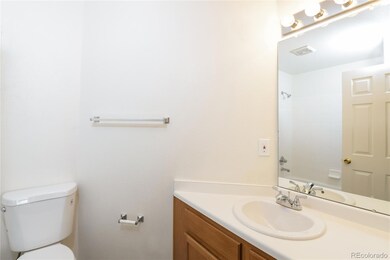 4942 Fontana Ct, Denver, CO 80239 - photo 4