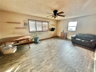 2945 Cleveland Ave, Des Moines, IA 50317 - photo 7