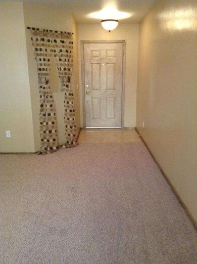 3325 S Conestoga entry