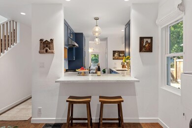 6-web-or-mls-06 - Kitchen