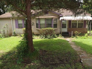 130 Stowell St, Hazlehurst, MS 39083 - photo 2