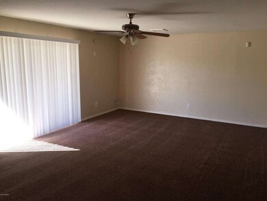 3018 N 43rd Ln, Phoenix, AZ 85031 - photo 4