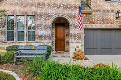 346 Hill Creek Ln, Grapevine, TX 76051 - photo 2