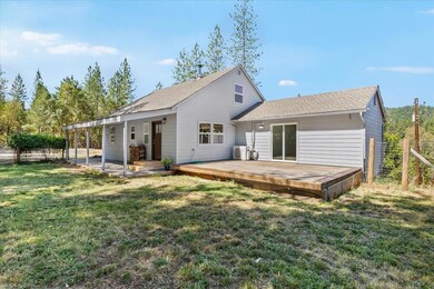 2016 Sykes Creek Rd, Rogue River, OR 97537 - photo 4