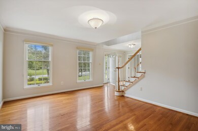 7708 Lake Glen Dr, Glenn Dale, MD 20769 - photo 5