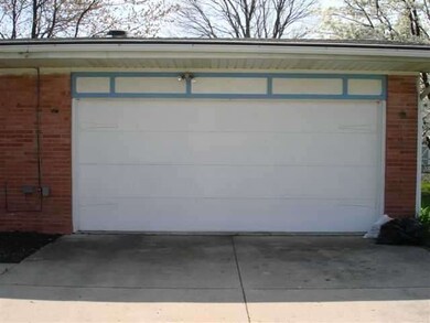 23778 W Meadow Dr, Genoa, OH 43430 - photo 2