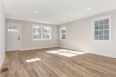 19B Birch Hill Ln unit 19B, Somersworth, NH 03878 - photo 3