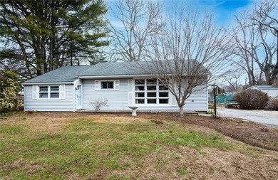 32 E Beach Rd, Charlestown, RI 02813 - photo 2