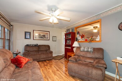 2307 Flicker Ln, Rolling Meadows, IL 60008 - photo 5