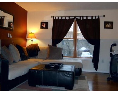 955 Pleasant St unit 14, East Weymouth, MA 02189 - photo 2