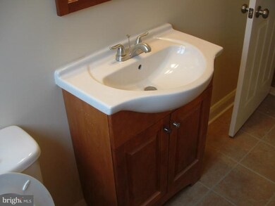 1130 Halstead Rd, Parkville, MD 21234 - photo 7