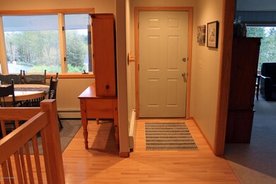 1 Upstairs Front Entry