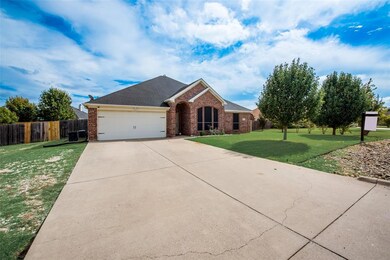 3126 Meandering Way, Granbury, TX 76049 - photo 2