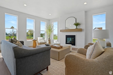 3704 W 2170 S unit 111, Syracuse, UT 84075 - photo 5