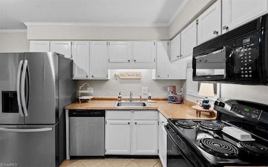 4653 Lawndale Dr, Greensboro, NC 27455 - photo 5