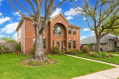 2004 N Mission Cir, Friendswood, TX 77546 - photo 3