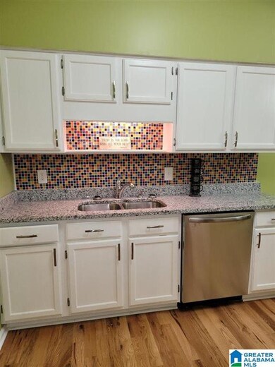 1662 Park Terrace, Birmingham, AL 35215 - photo 4