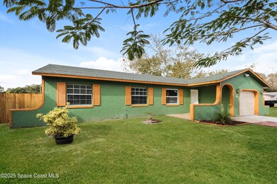 002-photo-front-view-10181238