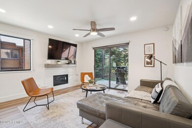 25-web-or-mls-Canyons Resort Dr i1-1306-