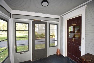 130 N Batavia Ave, Batavia, IL 60510 - photo 2