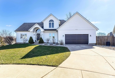 5135 Fillmore Ct, Davenport, IA 52806 - photo 2