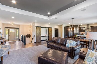 3421 Ushers Ridge Blvd NE, Cedar Rapids, IA 52411 - photo 6