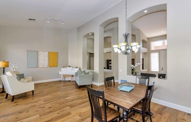7946 W Louise Dr-large-005-7-LivingDinin