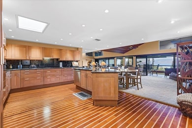 50 Puu Anoano St unit 2204, Lahaina, HI 96761 - photo 7