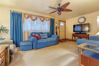 Lovely,lovely Living Room.