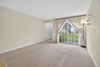 261 Ruth Ct, Middletown, NY 10940 - photo 6