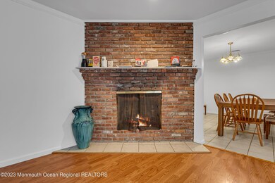 009_mjb08039-1