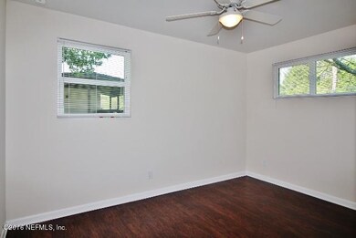 1014 Hugh Edwards Dr, Jacksonville, FL 32210 - photo 7