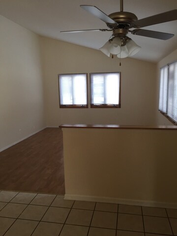 1158 Denver Dr, Carpentersville, IL 60110 - photo 2