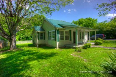 707 Madison St, Manchester, TN 37355 - photo 4