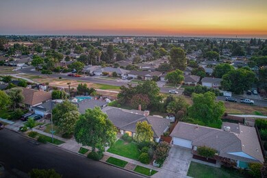 7343 N 4th St, Fresno, CA 93720 - photo 3
