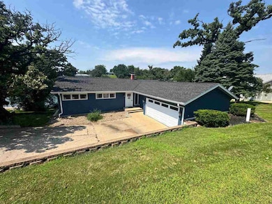 13 Fore Seasons Dr, Grinnell, IA 50112 - photo 5