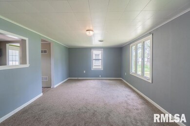 205 Connecticut St, Washington, IL 61571 - photo 2