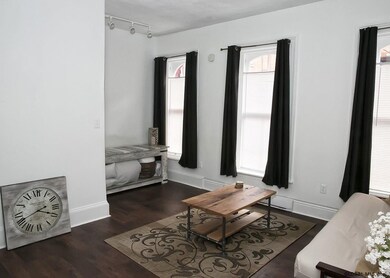 9 Caroline St, Saratoga Springs, NY 12866 - photo 2