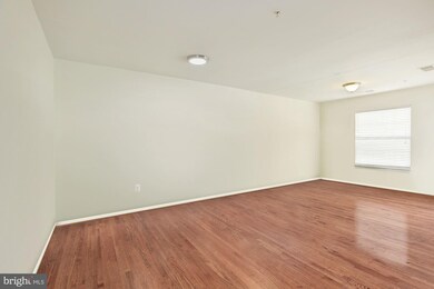 8519 Stansbury Lake Dr, Dundalk, MD 21222 - photo 5