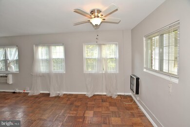 1716 Preston Rd unit 815-1716, Alexandria, VA 22302 - photo 2