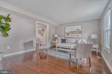 511 Fuselage Ave, Essex, MD 21221 - photo 5