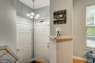 8552 Cabot Ct, Manassas, VA 20111 - photo 4