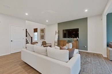 2711 Lawlor Ln, Naperville, IL 60564 - photo 6