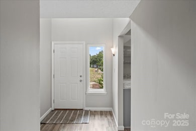 6610 Point Comfort Ln unit 103, Charlotte, NC 28226 - photo 6