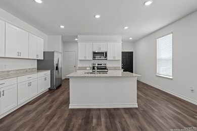 4141 Bermuda Ln, Seguin, TX 78155 - photo 2