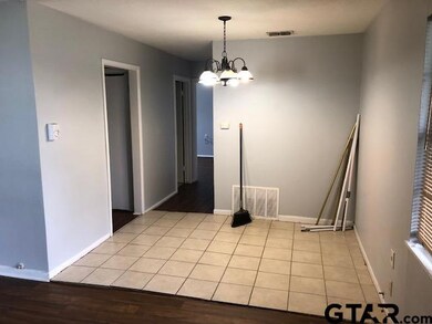 2402 2402 Plume, Tyler, TX 75703 - photo 3