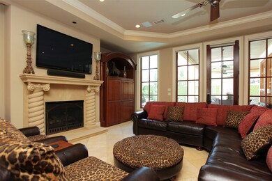 2124 Looscan Ln, Houston, TX 77019 - photo 4