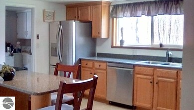 7191 Cedar Run Rd, Traverse City, MI 49684 - photo 5