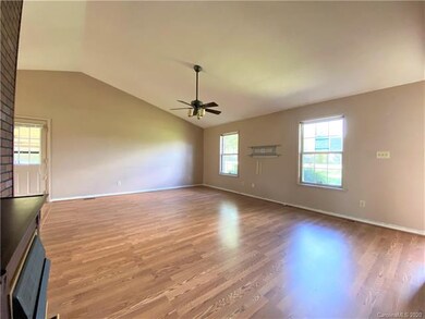 270 Chestnut Grove Rd, Statesville, NC 28625 - photo 5